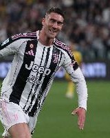 意天空：DV9转会没进展，1200万欧年薪难接盘&amp;除非有沙特球队介入